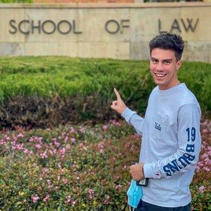 Meet your Posher, Roy